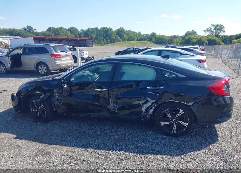 2018 HONDA CIVIC VIN: JHMFC1F92JX019184