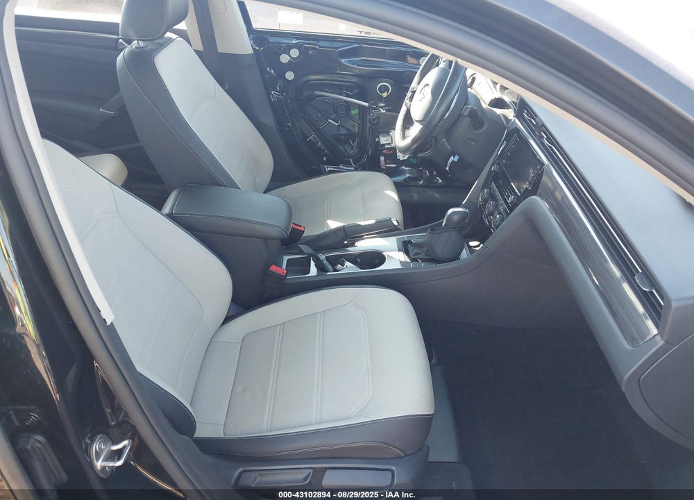 2020 VOLKSWAGEN PASSAT VIN: 1VWMA7A39LC027522