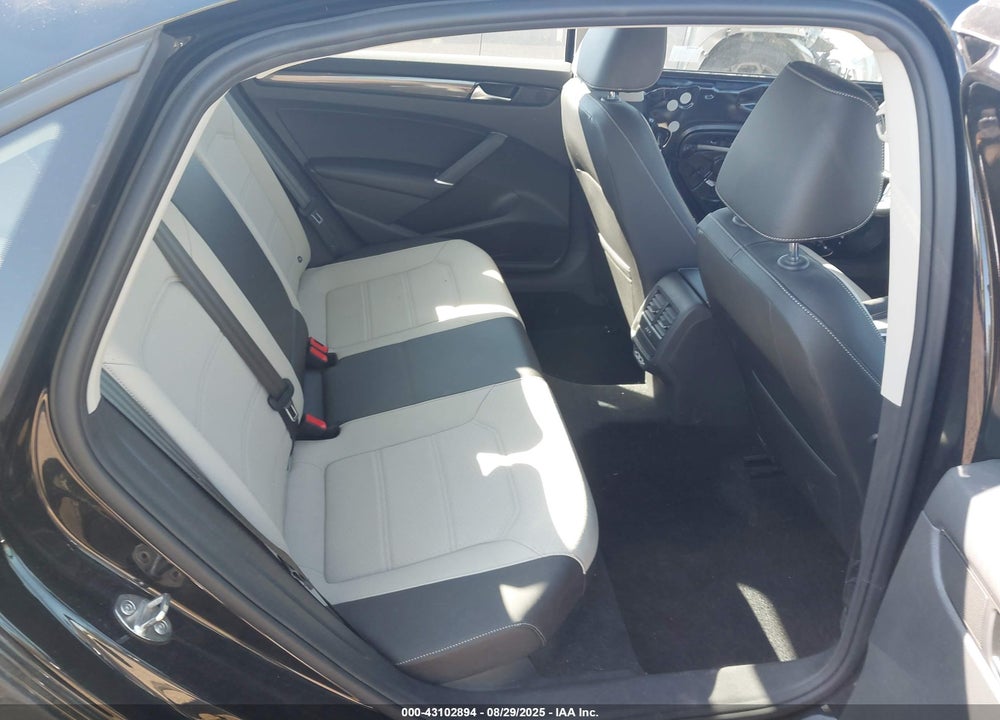 2020 VOLKSWAGEN PASSAT VIN: 1VWMA7A39LC027522