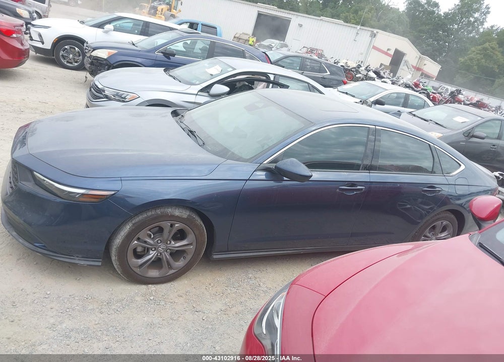 2024 HONDA ACCORD EX VIN: 1HGCY1F39RA045055