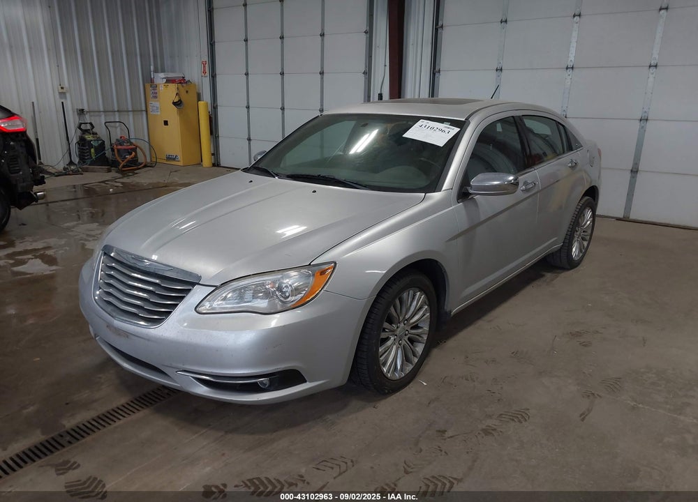2011 CHRYSLER 200 LIMITED VIN: 1C3BC2FBXBN613810