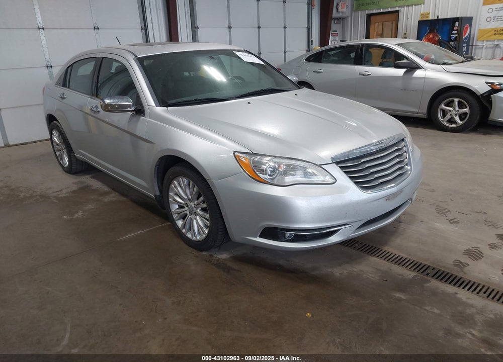 2011 CHRYSLER 200 LIMITED VIN: 1C3BC2FBXBN613810