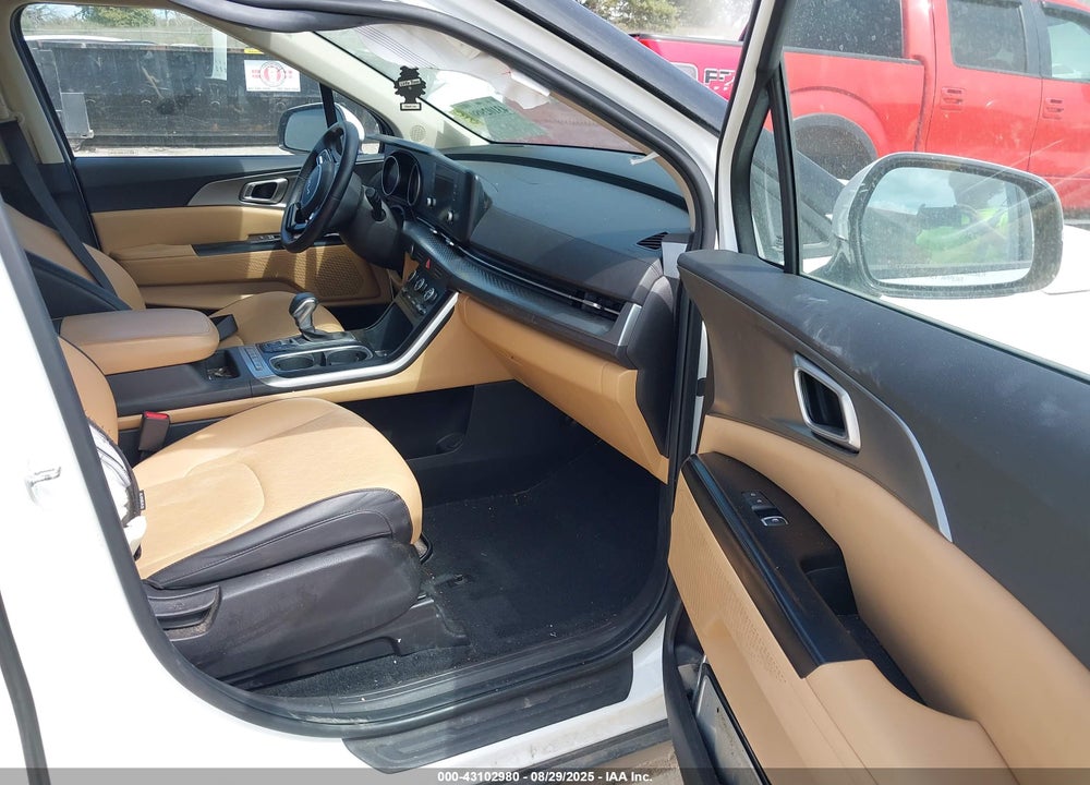 2024 KIA CARNIVAL VIN: KNDNB4H31R6320363