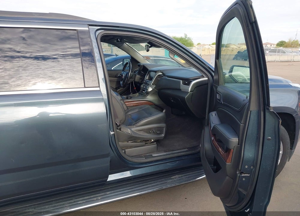 2019 GMC YUKON XL VIN: 1GKS2GKC2KR129802