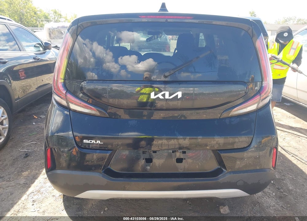 2023 KIA SOUL VIN: KNDJ23AU4P7838597
