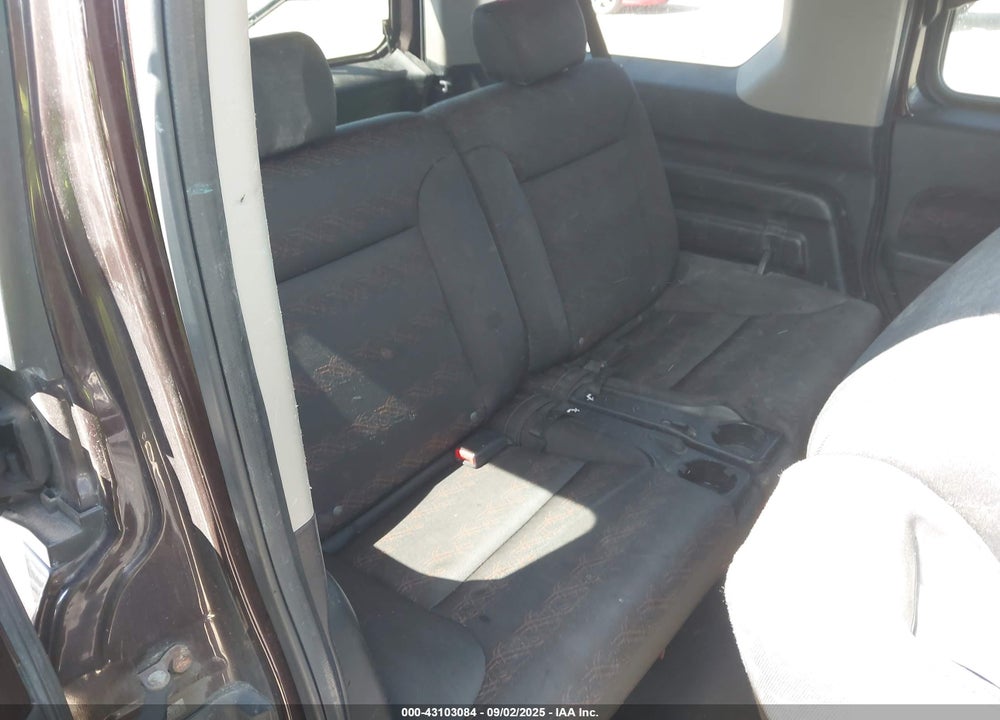 2007 HONDA ELEMENT SC VIN: 5J6YH18927L013887