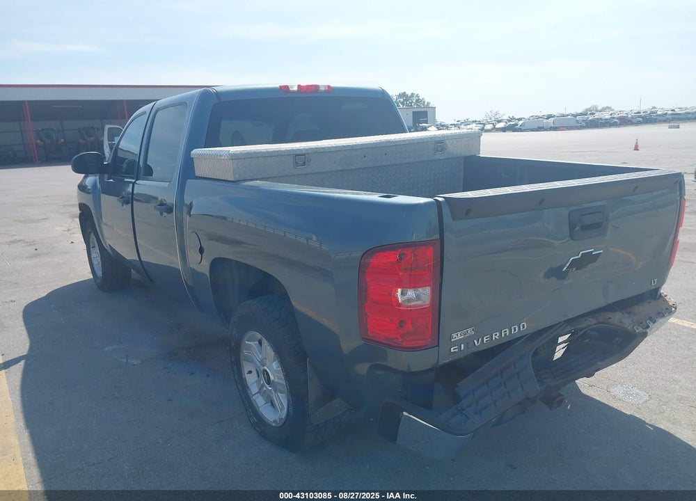 2011 CHEVROLET SILVERADO 1500 VIN: 3GCPKSE36BG216473