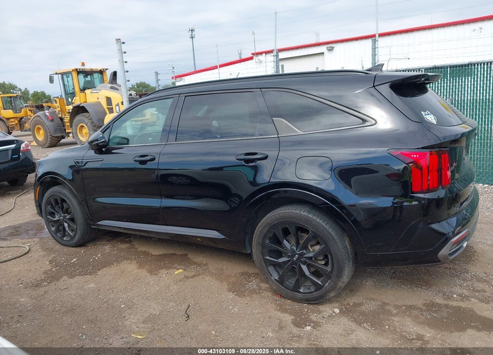 2021 KIA SORENTO VIN: 5XYRK4LF6MG070627