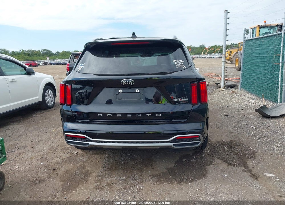 2021 KIA SORENTO VIN: 5XYRK4LF6MG070627