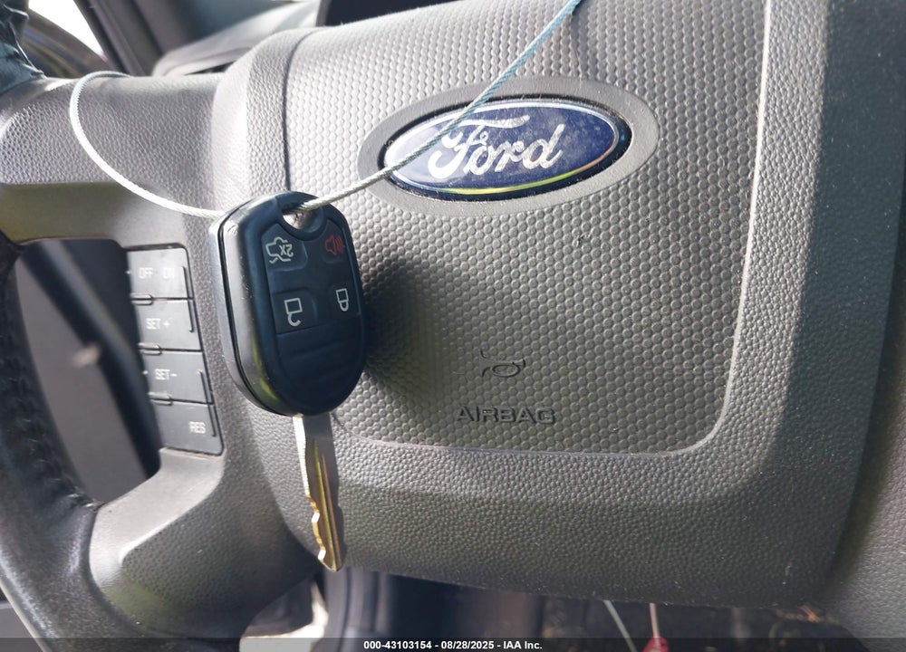 2009 FORD ESCAPE VIN: 1FMCU03GX9KC81425