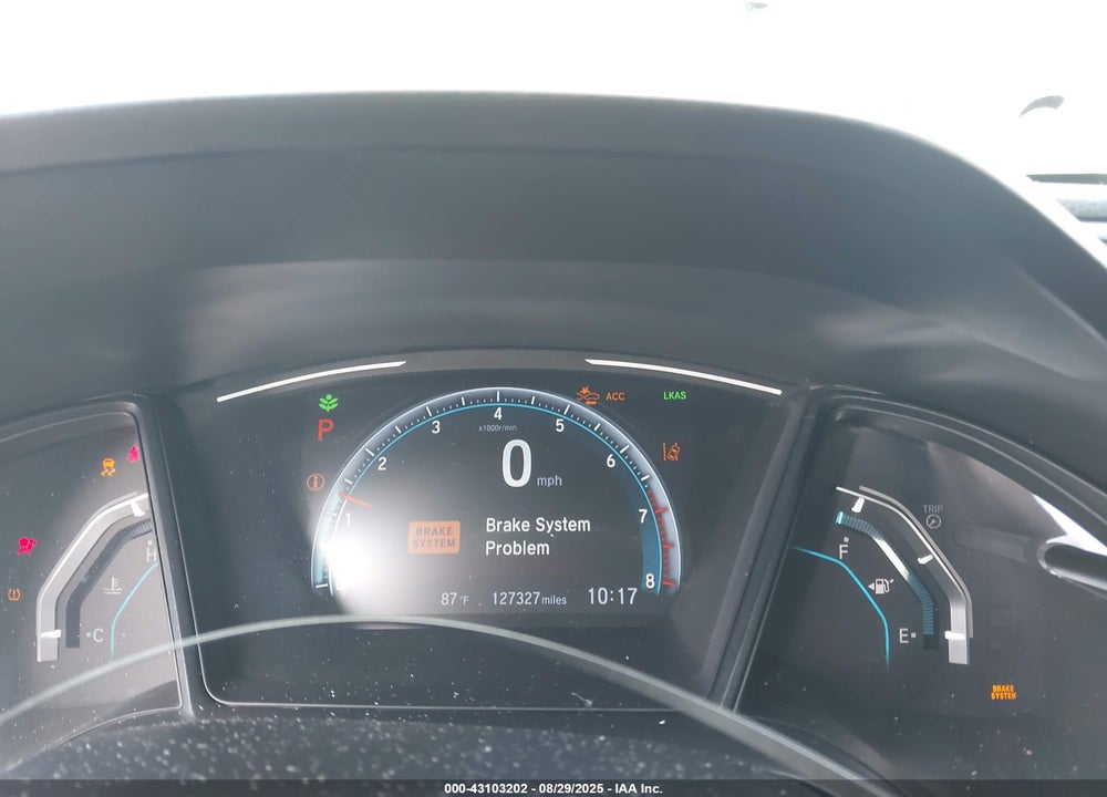 2019 HONDA CIVIC LX VIN: 19XFC2F64KE016916