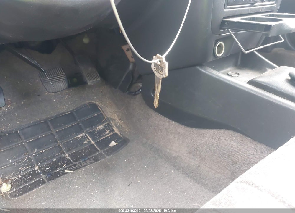 1999 NISSAN SENTRA GXE/XE VIN: 1N4AB41D6XC725575