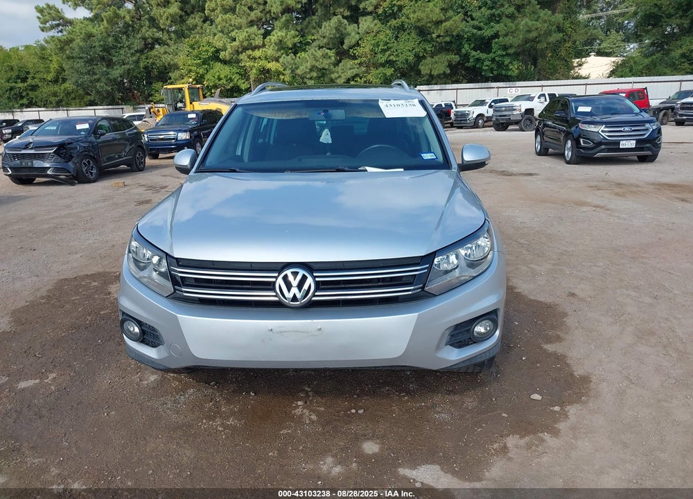 2015 VOLKSWAGEN TIGUAN VIN: WVGAV7AX8FW518482