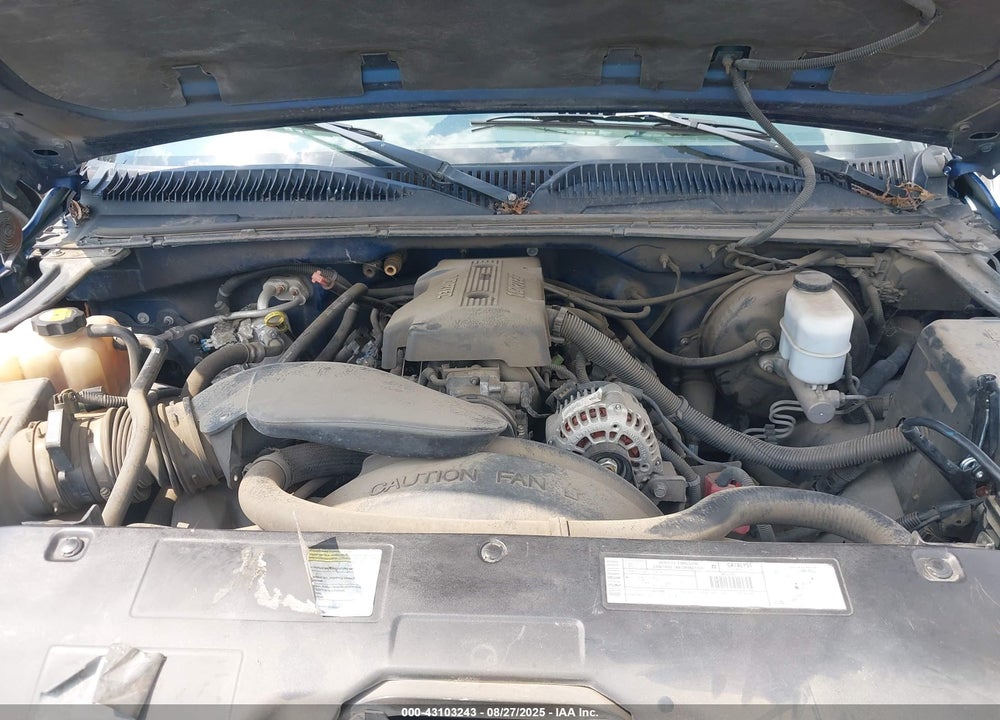 2000 CHEVROLET SILVERADO 1500 LS VIN: 2GCEC19V8Y1313380