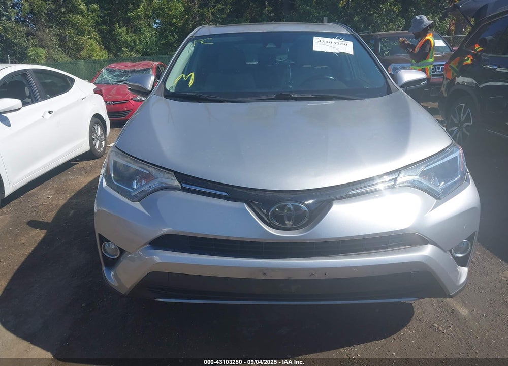 2018 TOYOTA RAV4 VIN: 2T3WFREVXJW479042