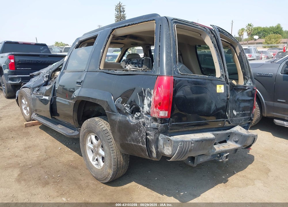 2000 CADILLAC ESCALADE STANDARD VIN: 1GYEK63RXYR222656