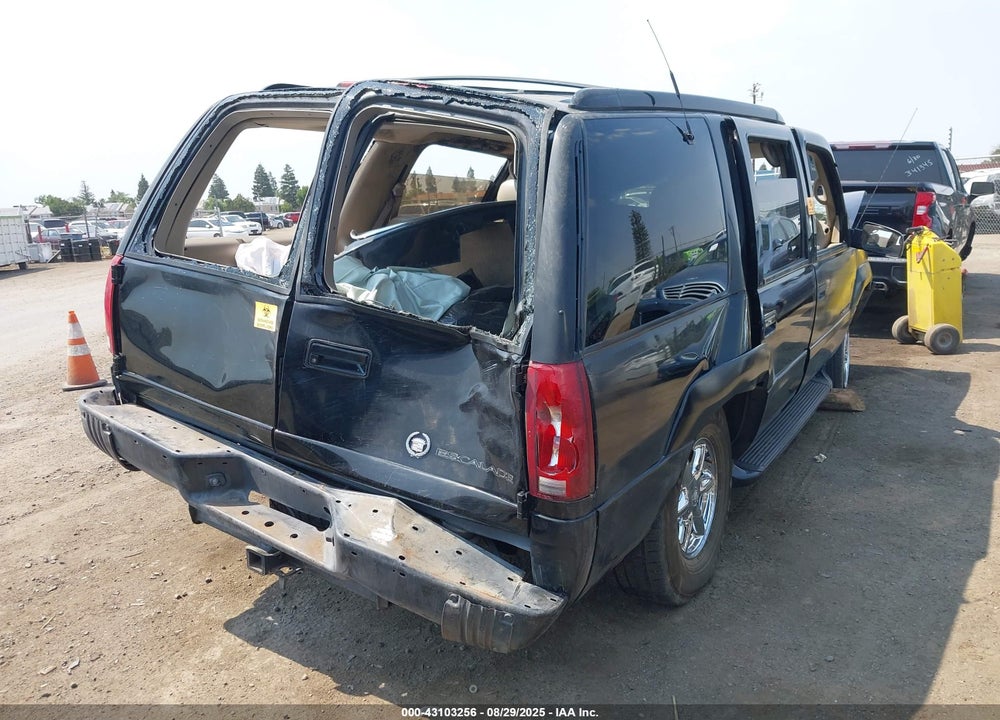 2000 CADILLAC ESCALADE STANDARD VIN: 1GYEK63RXYR222656