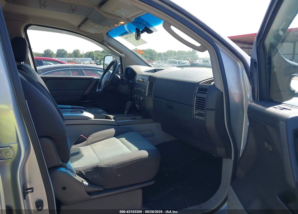 2004 NISSAN TITAN SE VIN: 1N6AA07B34N551750