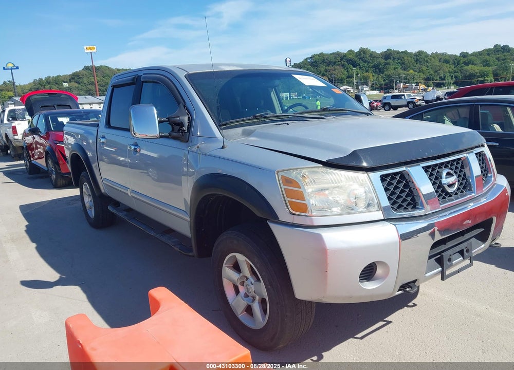 2004 NISSAN TITAN SE VIN: 1N6AA07B34N551750