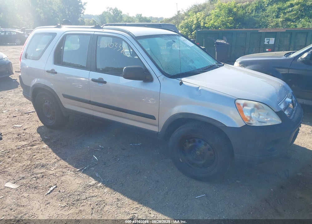 2005 HONDA CR-V LX VIN: JHLRD78555C005272