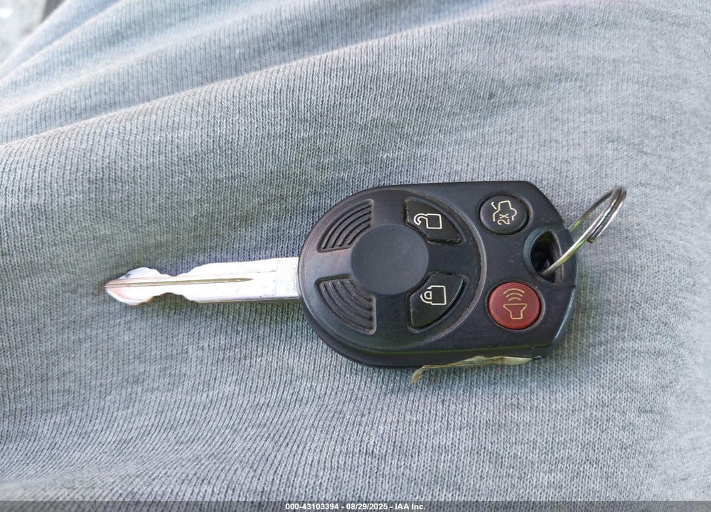 2011 FORD ESCAPE XLS VIN: 1FMCU0C79BKA80170