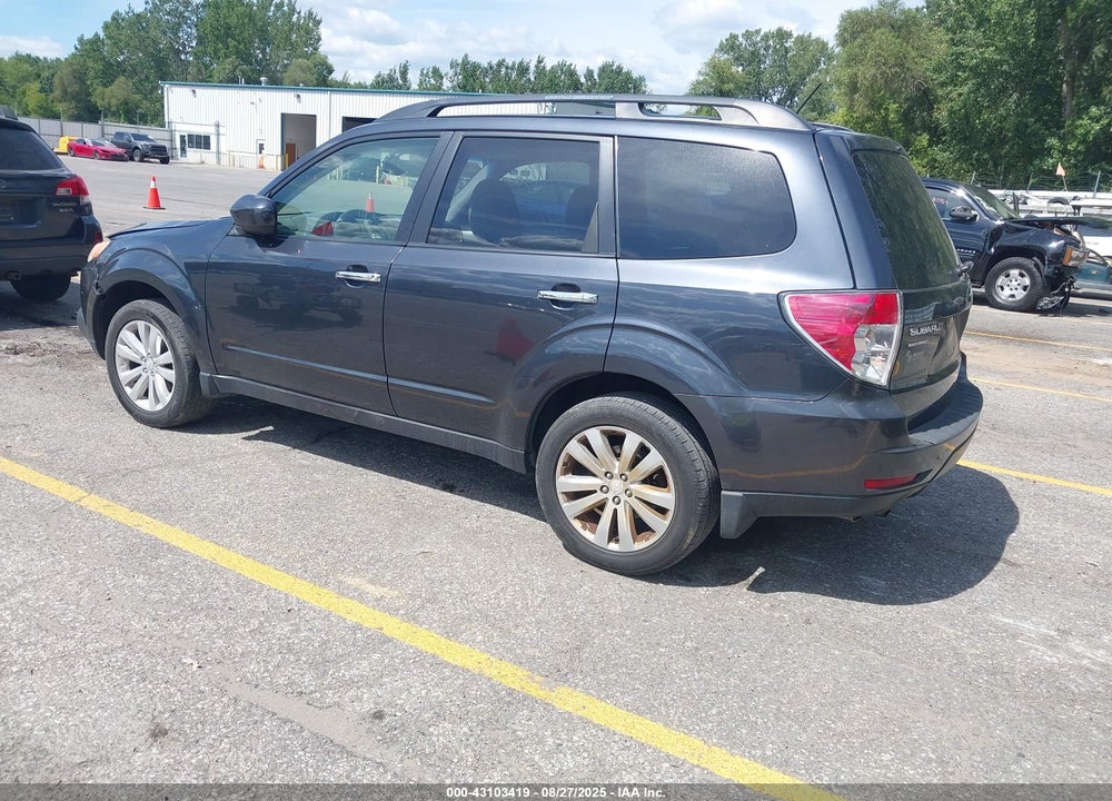 2012 SUBARU FORESTER 2.5X PREMIUM VIN: JF2SHBDC0CH457884