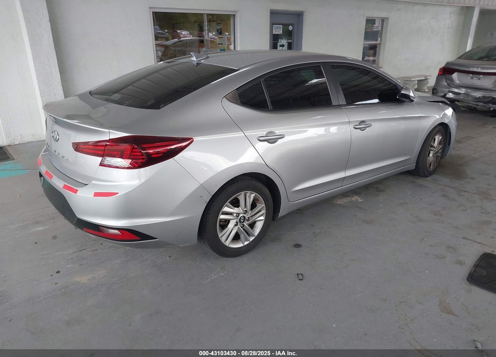 2020 HYUNDAI ELANTRA VIN: 5NPD84LF7LH556959
