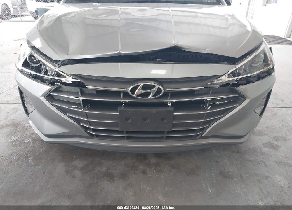 2020 HYUNDAI ELANTRA VIN: 5NPD84LF7LH556959