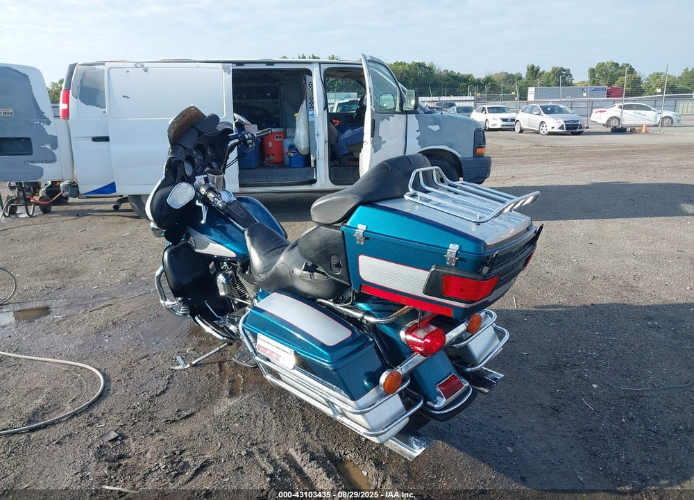 2004 HARLEY-DAVIDSON FLHTCUI SHRINE VIN: 1HD1FLW194Y615320