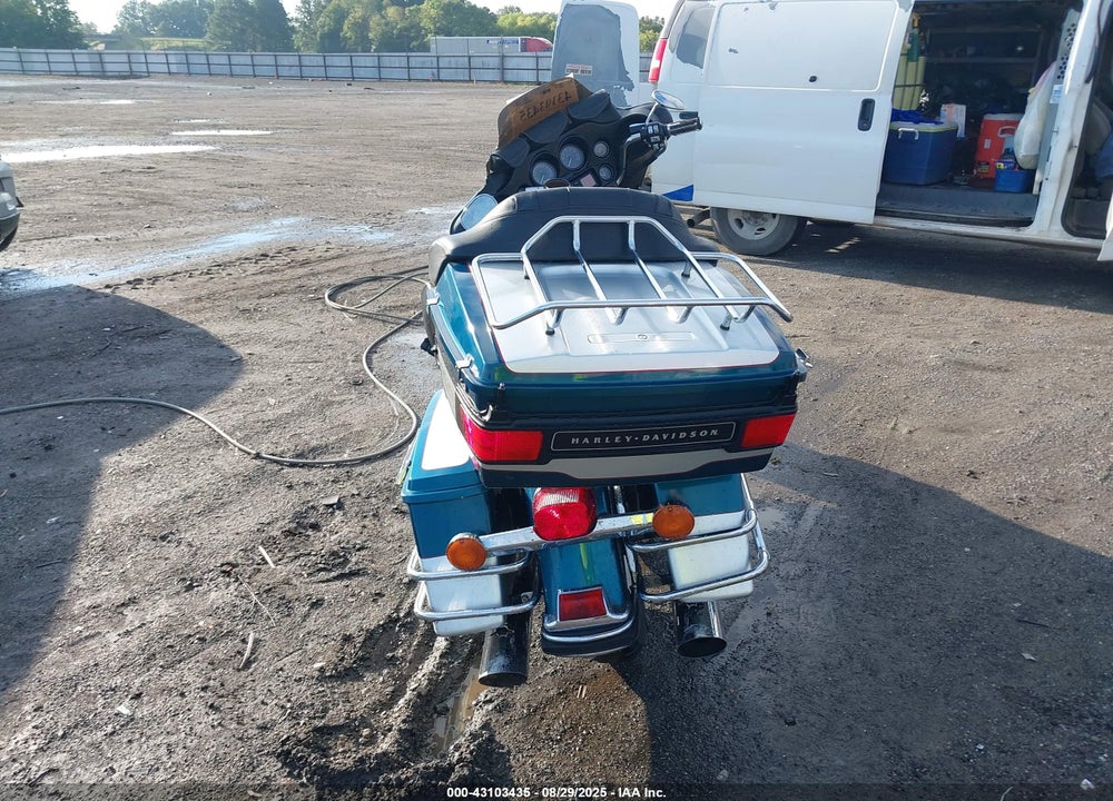 2004 HARLEY-DAVIDSON FLHTCUI SHRINE VIN: 1HD1FLW194Y615320