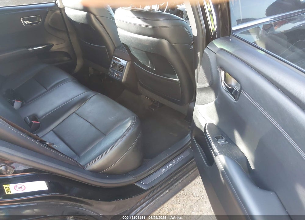 2013 TOYOTA AVALON VIN: 4T1BK1EB5DU038174
