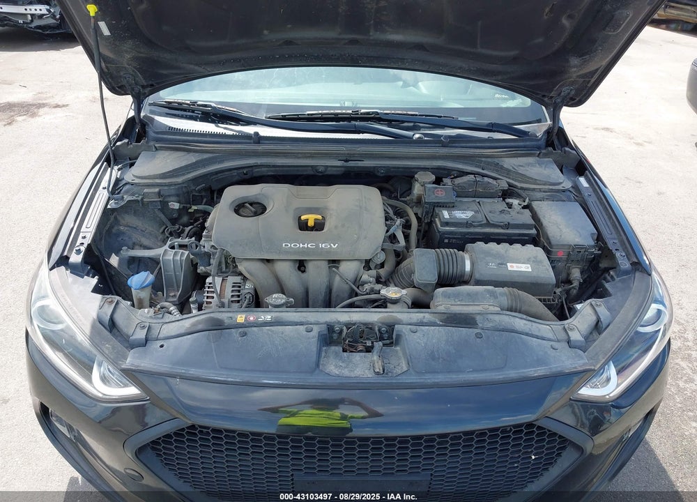 2017 HYUNDAI ELANTRA VIN: KMHD84LF5HU249928
