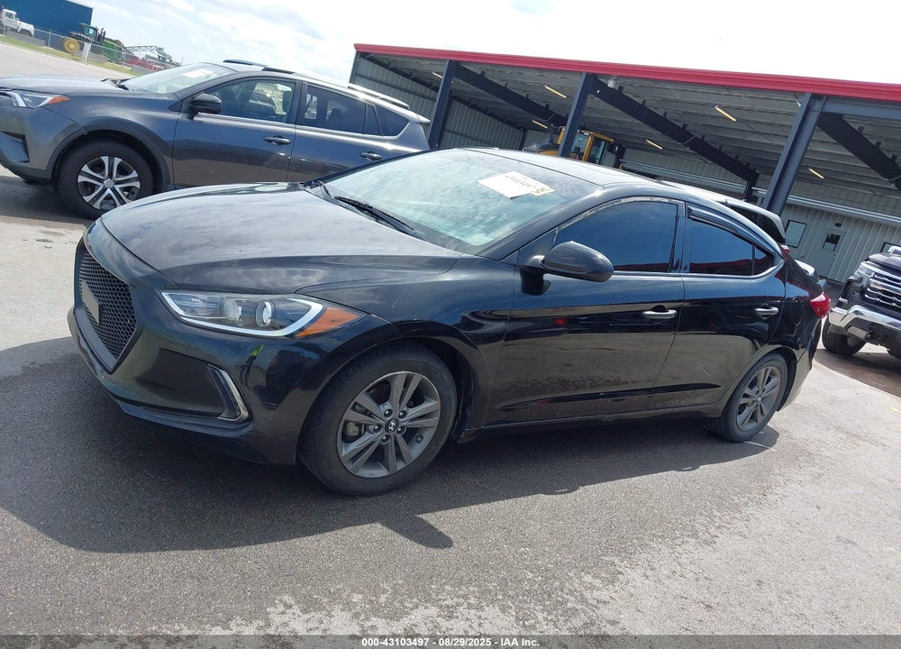 2017 HYUNDAI ELANTRA VIN: KMHD84LF5HU249928