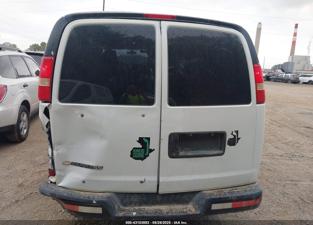 2015 CHEVROLET EXPRESS 3500 VIN: 1GCZGUCG1F1171569