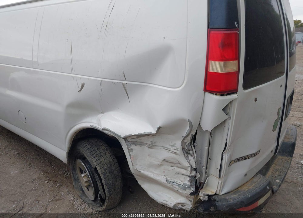 2015 CHEVROLET EXPRESS 3500 VIN: 1GCZGUCG1F1171569