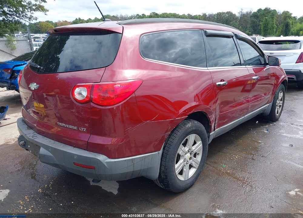 2009 CHEVROLET TRAVERSE VIN: 1GNEV23D39S139713