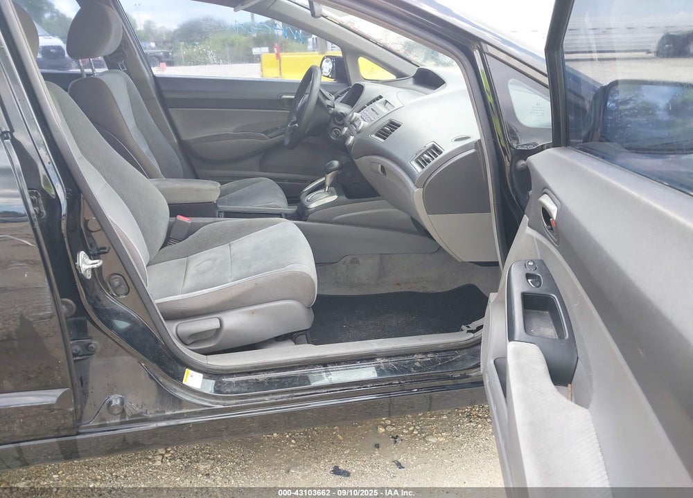 2010 HONDA CIVIC VIN: 2HGFA1F53AH543910