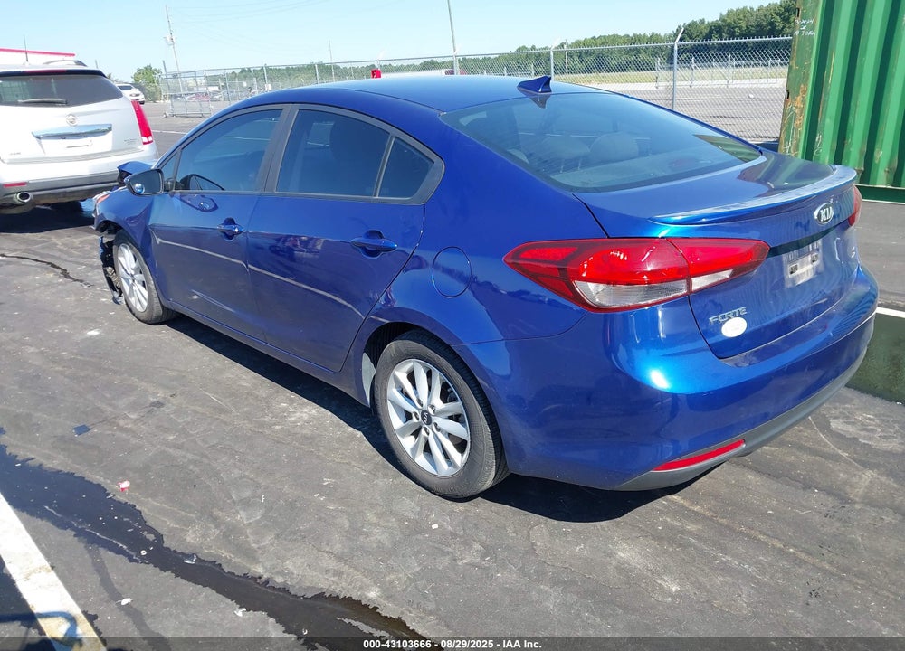 2017 KIA FORTE VIN: 3KPFL4A7XHE079295