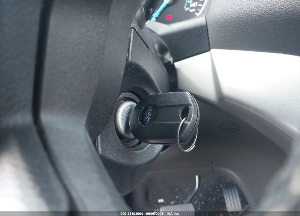 2016 FORD ESCAPE VIN: 1FMCU9G97GUA87971