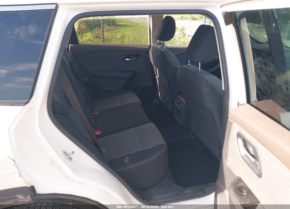 2021 NISSAN ROGUE VIN: 5N1AT3BB0MC826486