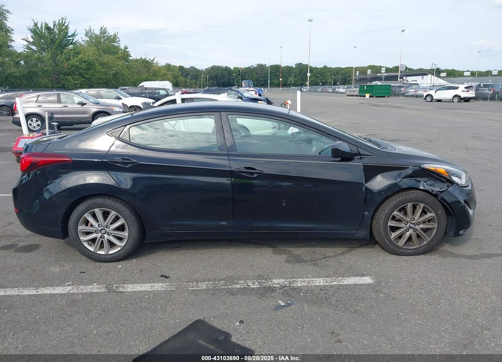 2014 HYUNDAI ELANTRA SE VIN: 5NPDH4AE7EH486795
