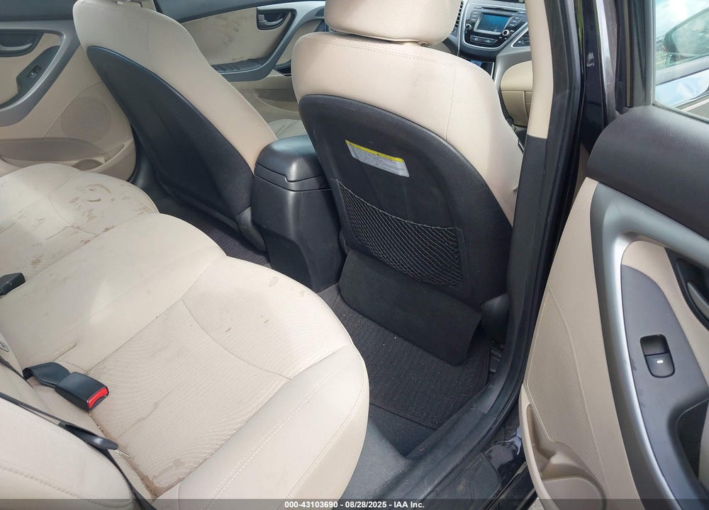 2014 HYUNDAI ELANTRA SE VIN: 5NPDH4AE7EH486795