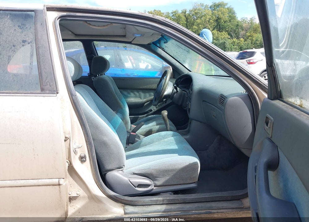 1992 TOYOTA CAMRY LE VIN: 4T1SK12EXNU122412