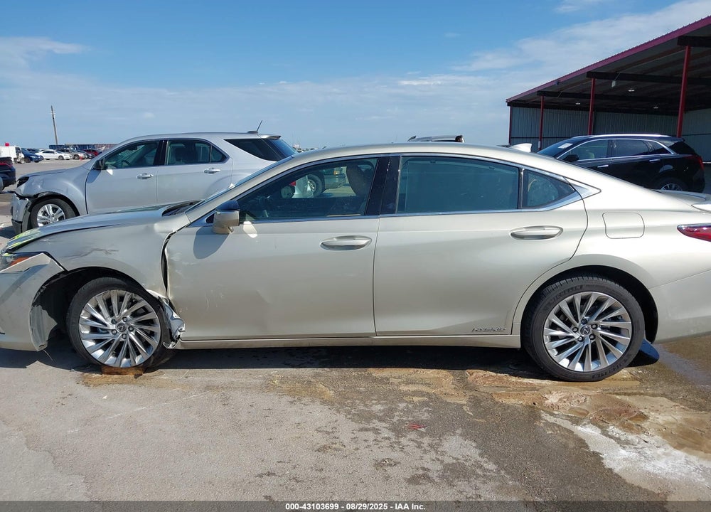 2022 LEXUS ES 300H VIN: 58AFA1C12NU014438