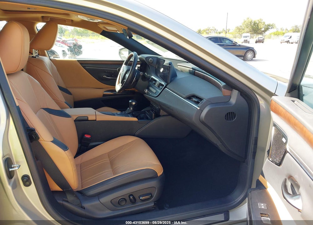 2022 LEXUS ES 300H VIN: 58AFA1C12NU014438