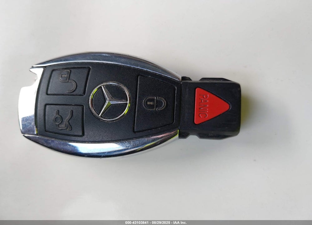 2011 MERCEDES-BENZ C 300 LUXURY 4MATIC/SPORT 4MATIC VIN: WDDGF8BB6BR163170