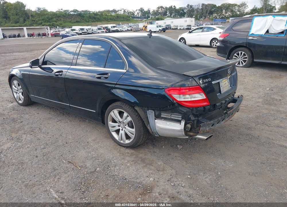 2011 MERCEDES-BENZ C 300 LUXURY 4MATIC/SPORT 4MATIC VIN: WDDGF8BB6BR163170