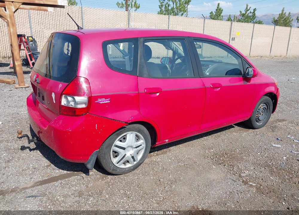 2007 HONDA FIT VIN: JHMGD38427S014216