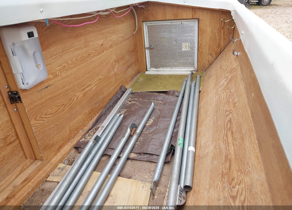 2002 VIKING LEGEND TRAVEL TRAILER VIN: 1TV1C550625000359
