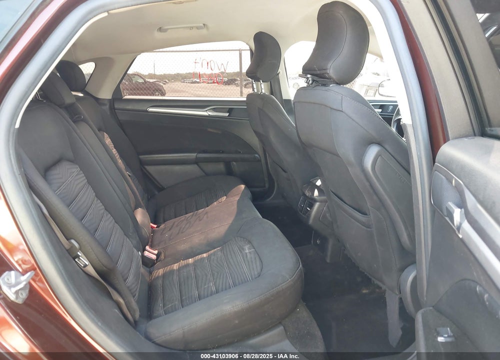 2016 FORD FUSION VIN: 3FA6P0H70GR301634